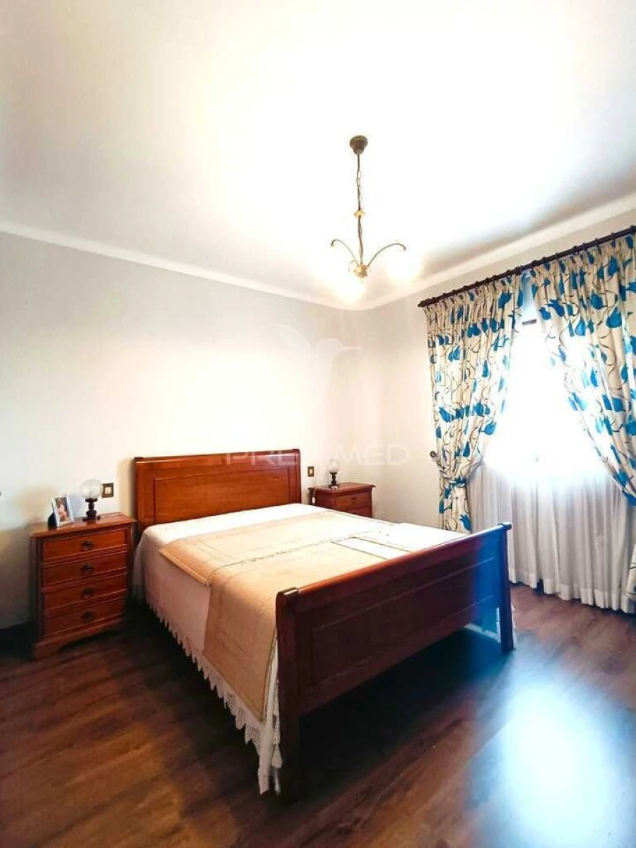 Moradia T5 para Venda em Nossa Senhora das Misericordias Foto 28