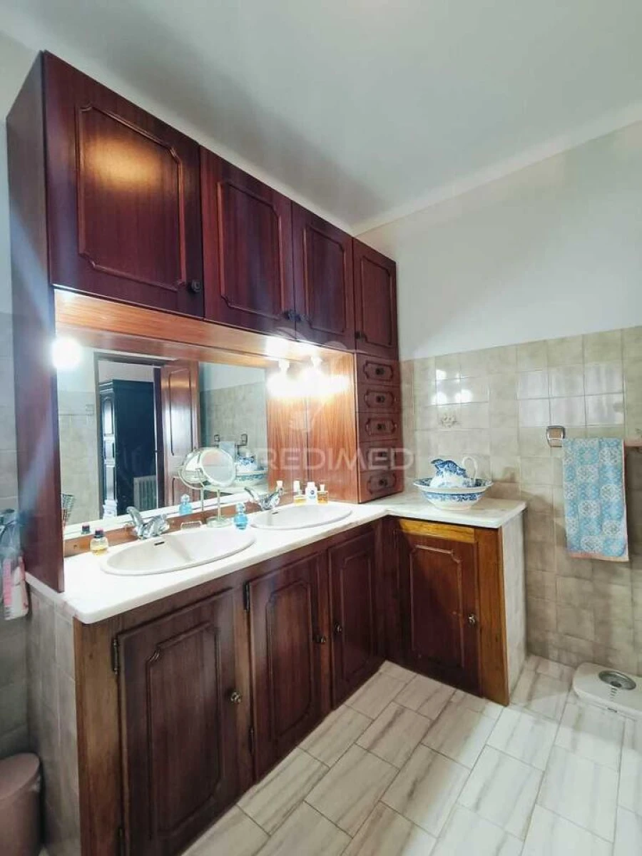 Moradia T5 para Venda em Nossa Senhora das Misericordias Foto 21