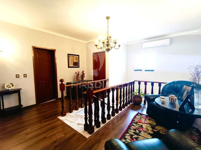 Moradia T5 para Venda em Nossa Senhora das Misericordias Foto 18