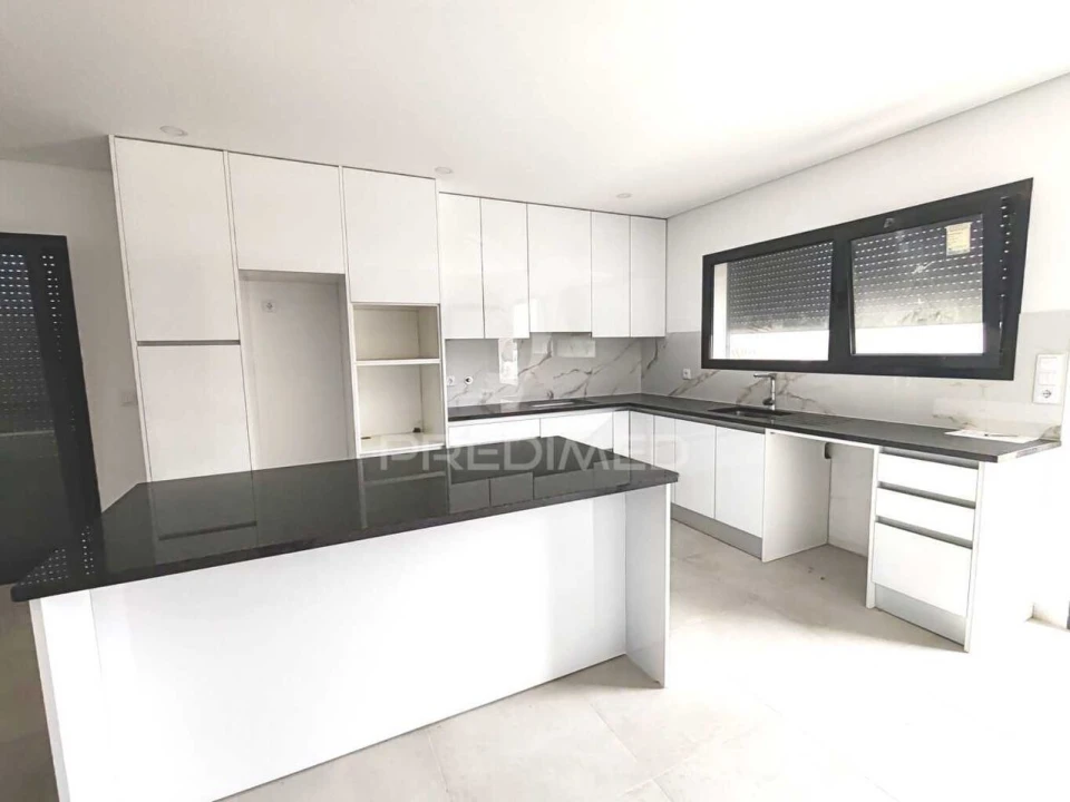 Moradia T4 para Venda em Nossa Senhora das Misericordias Foto 19