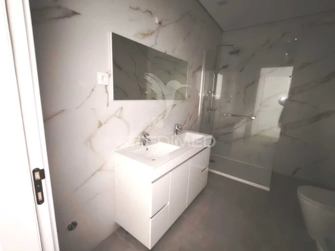 Moradia T4 para Venda em Nossa Senhora das Misericordias Foto 33