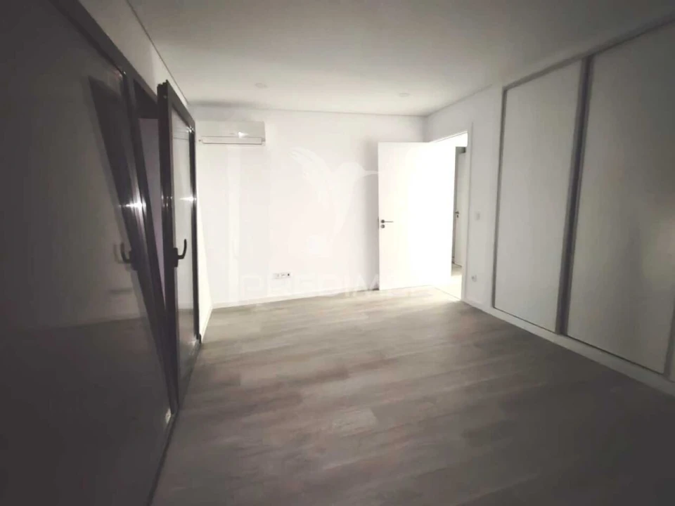 Moradia T4 para Venda em Nossa Senhora das Misericordias Foto 34