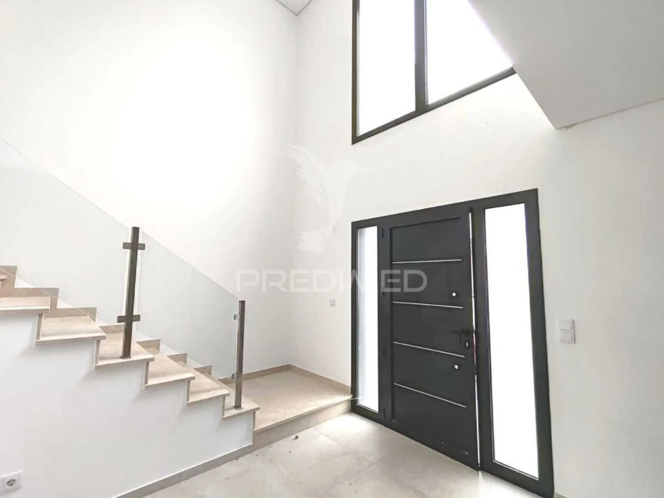 Moradia T4 para Venda em Nossa Senhora das Misericordias Foto 23