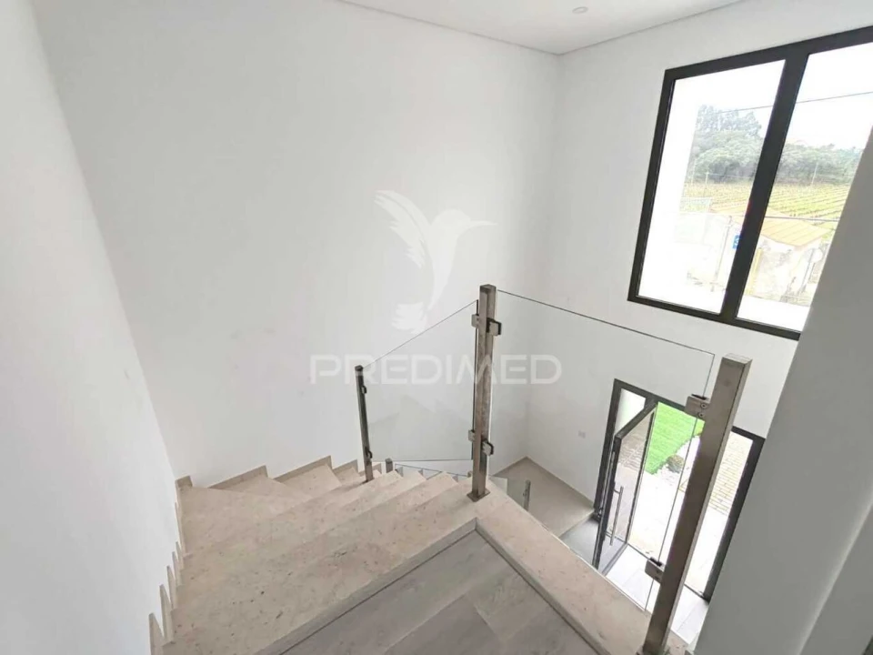 Moradia T4 para Venda em Nossa Senhora das Misericordias Foto 22