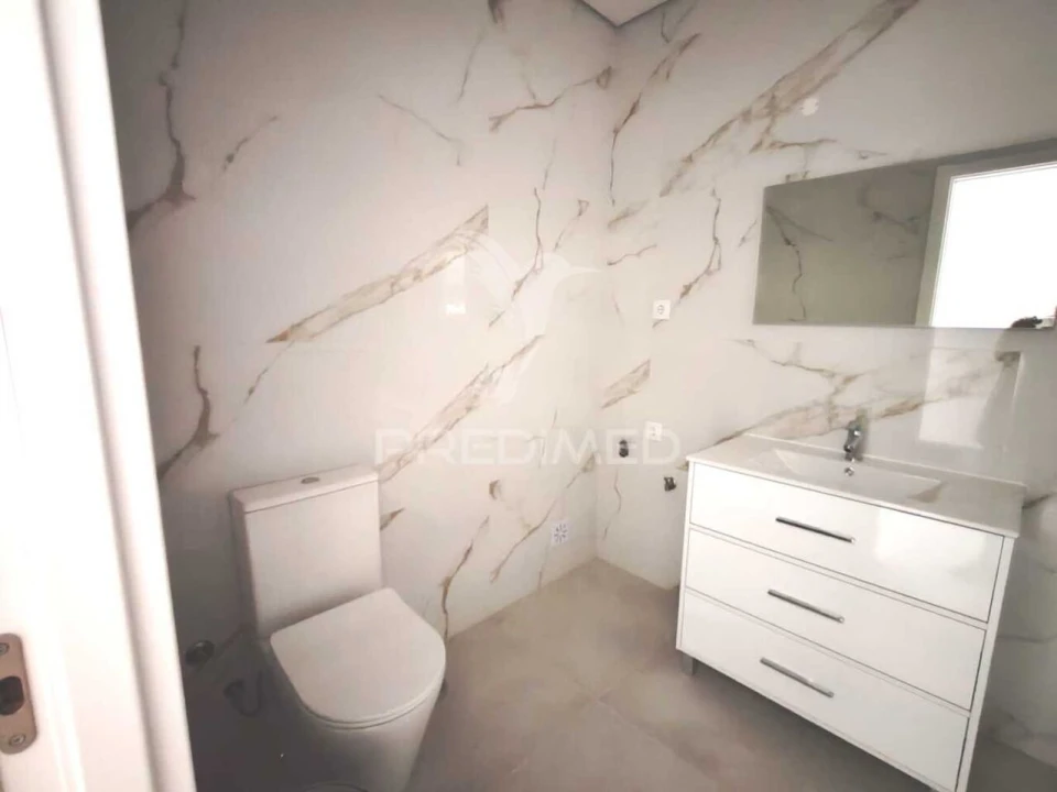 Moradia T4 para Venda em Nossa Senhora das Misericordias Foto 25