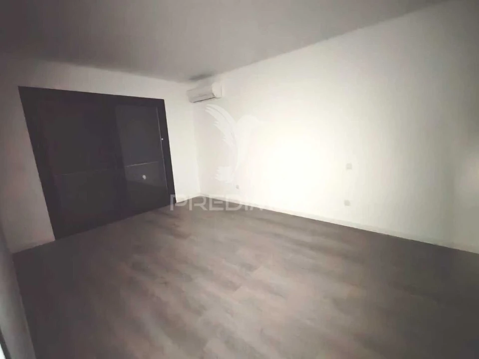 Moradia T4 para Venda em Nossa Senhora das Misericordias Foto 32