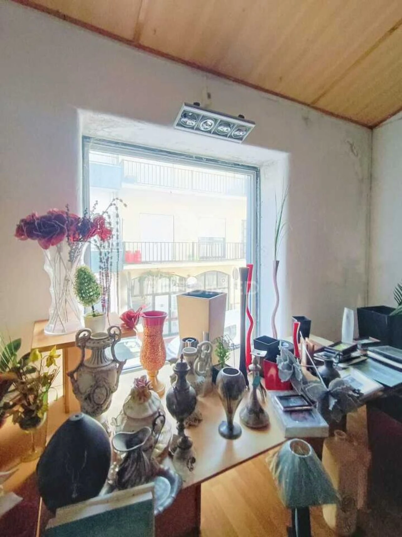 Prédio para Venda em Caxarias Foto 9