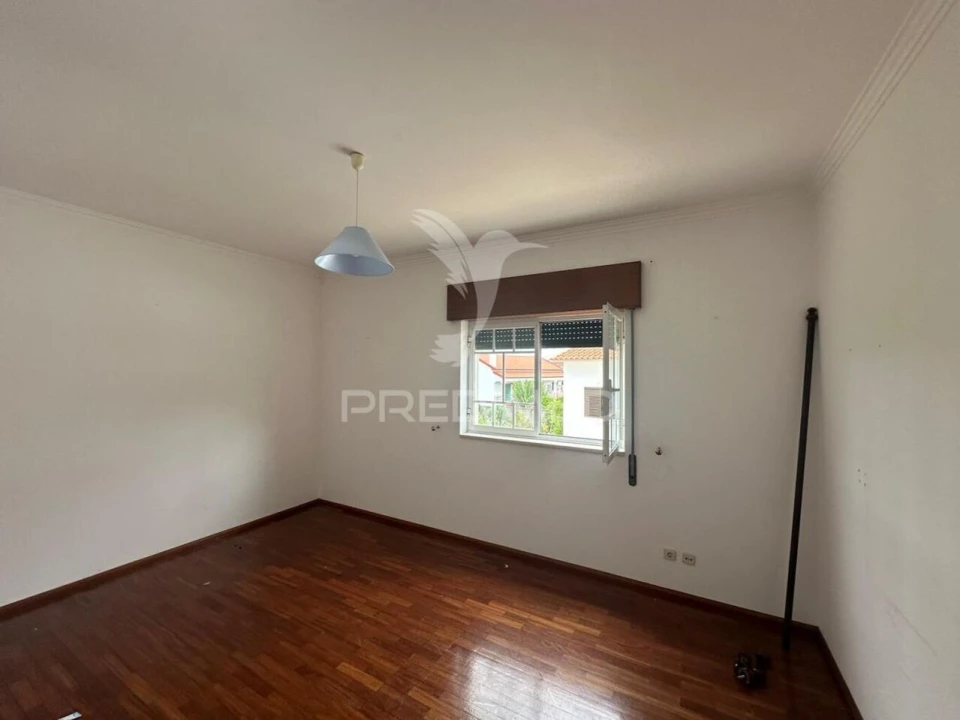 Moradia T9 para Venda em Povoa da Isenta Foto 39