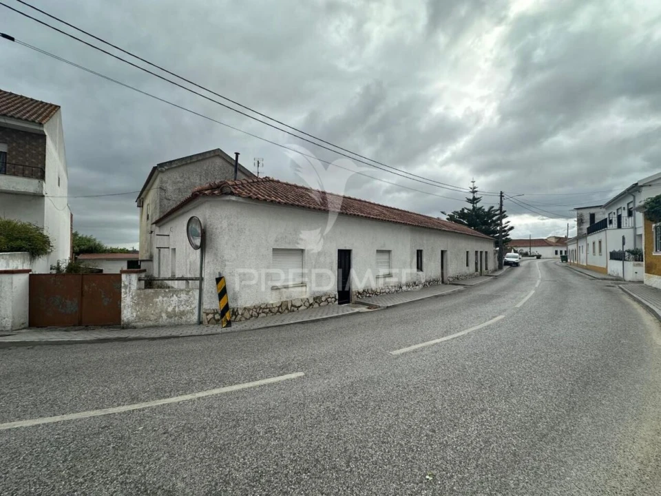 Moradia T9 para Venda em Povoa da Isenta Foto 31