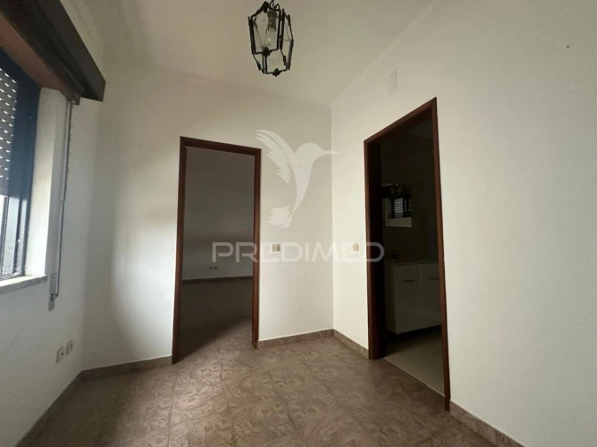 Moradia T9 para Venda em Povoa da Isenta Foto 26