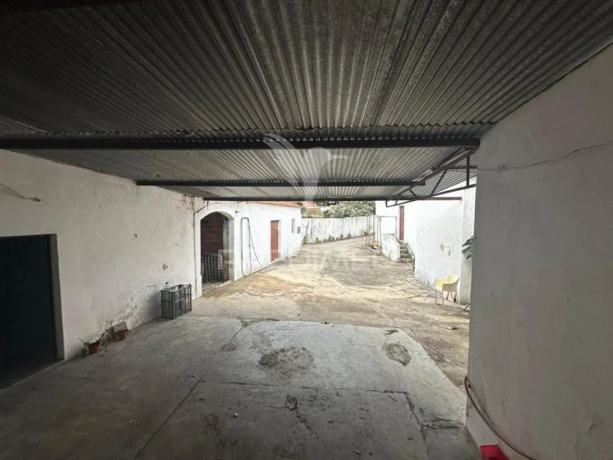 Moradia T9 para Venda em Povoa da Isenta Foto 15