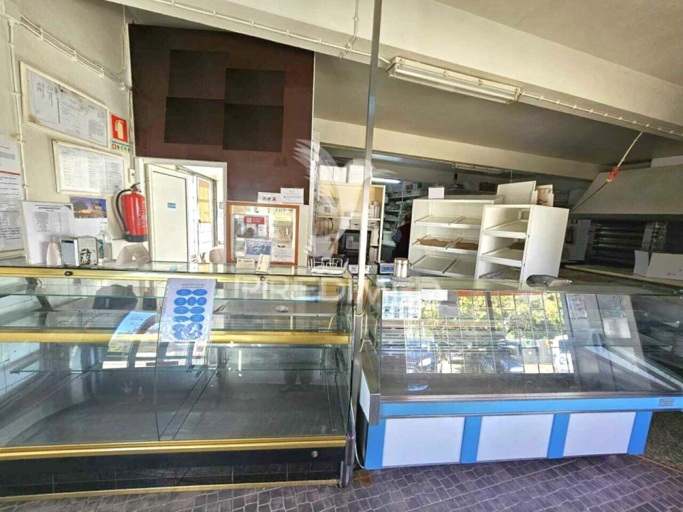 Loja para Trespasse em Almancil Foto 4