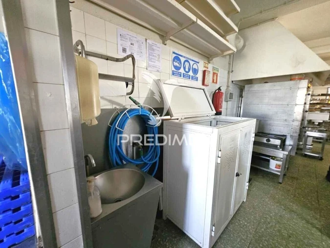 Loja para Trespasse em Almancil Foto 5