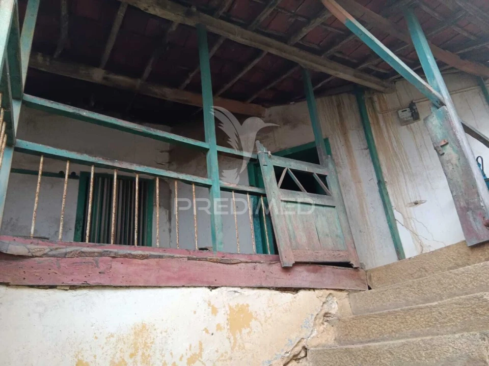 Moradia T4 para Venda em Passos Foto 11