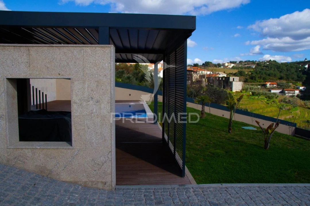 Moradia T3 para Venda em Folhadela Foto 9