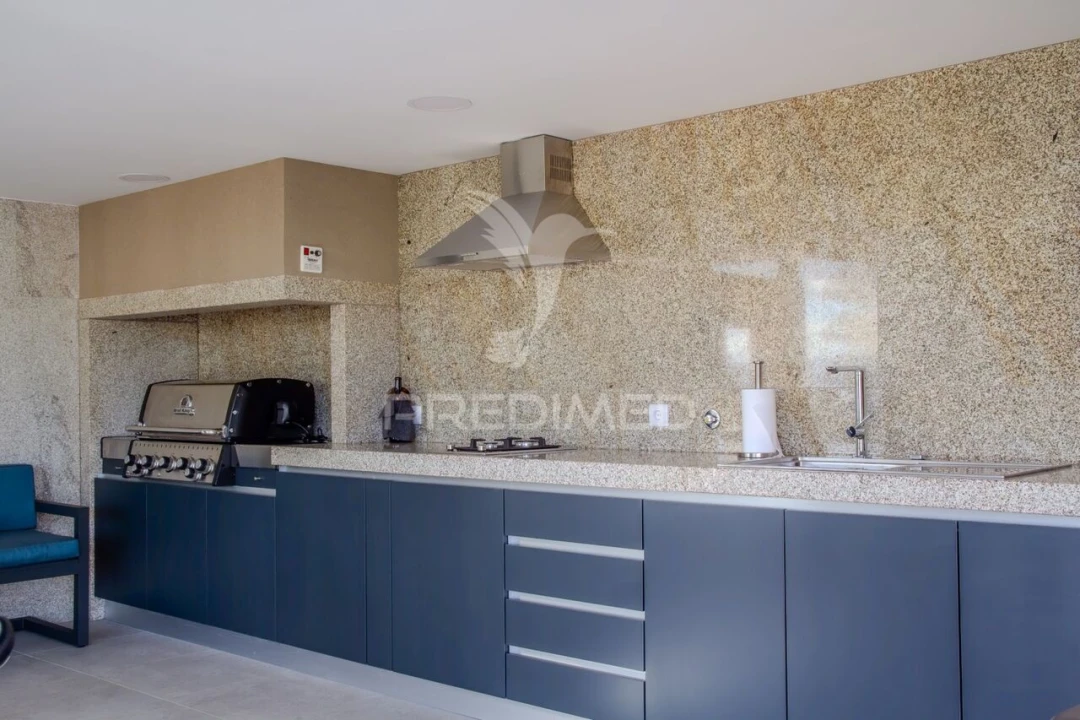 Moradia T3 para Venda em Folhadela Foto 12