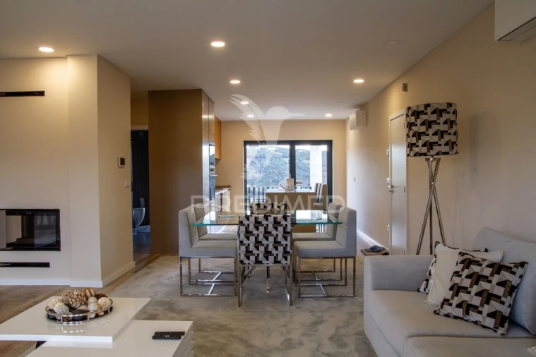 Moradia T3 para Venda em Folhadela Foto 14