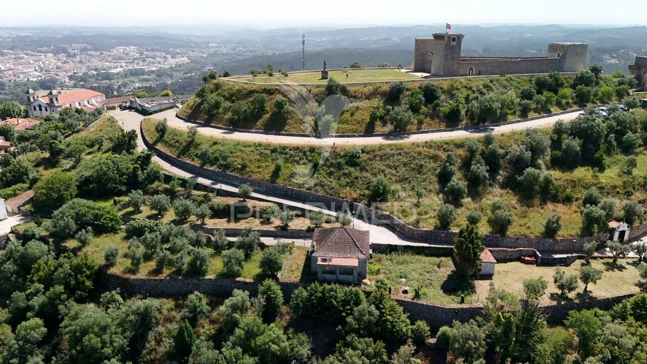 Terreno para Venda em Nossa Senhora das Misericordias Foto 1