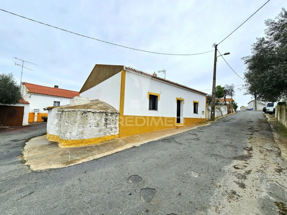 Moradia T2 para Venda em Santa Barbara de Padrões Foto 19