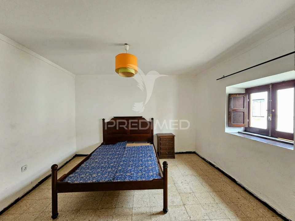 Moradia T2 para Venda em Santa Barbara de Padrões Foto 10