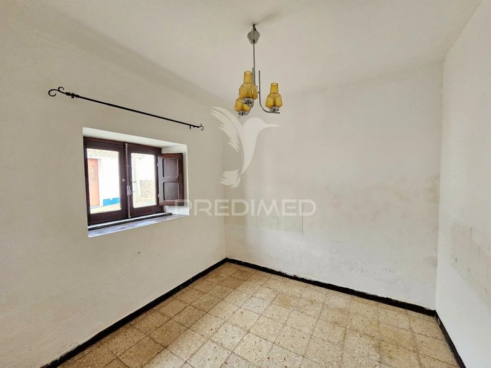 Moradia T2 para Venda em Santa Barbara de Padrões Foto 8