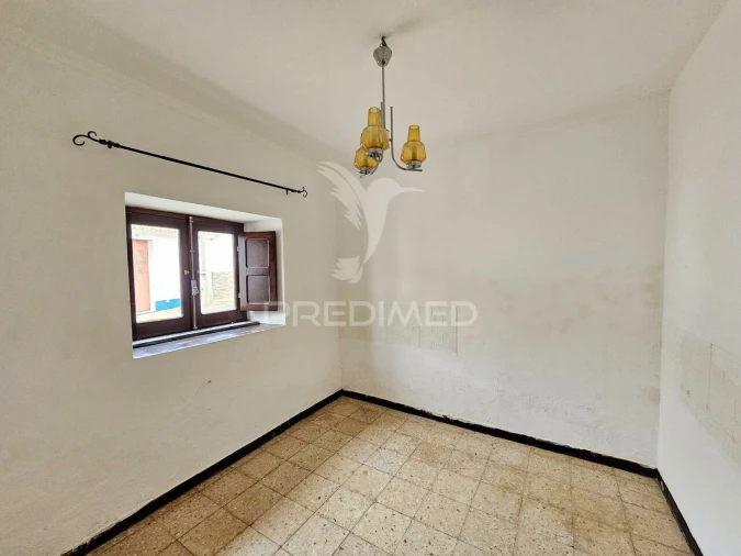 Moradia T2 para Venda em Santa Barbara de Padrões Foto 8