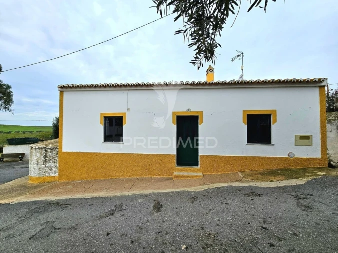 Moradia T2 para Venda em Santa Barbara de Padrões