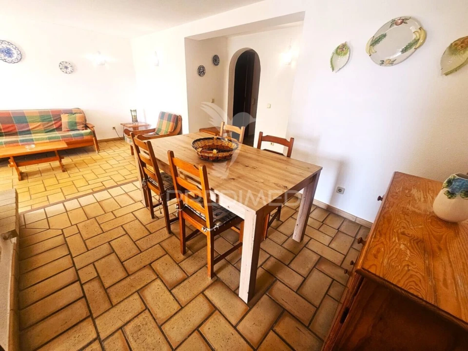 Moradia T2 para Venda em Guia Foto 23