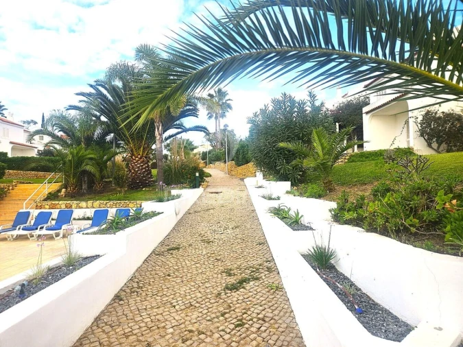 Moradia T2 para Venda em Guia Foto 29