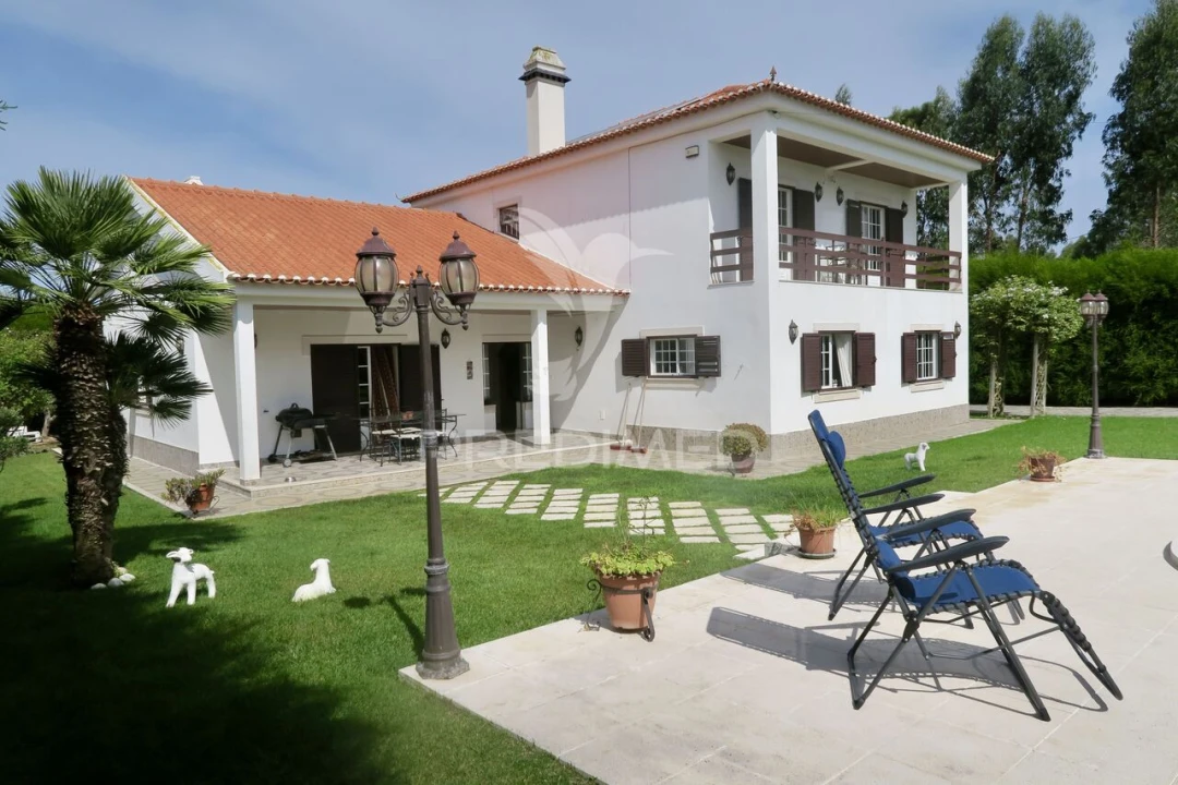 Moradia T5 para Venda em Silveira Foto 2