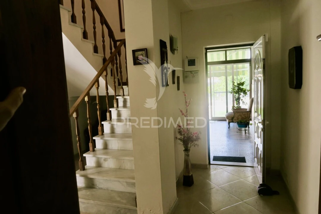 Moradia T5 para Venda em Silveira Foto 28