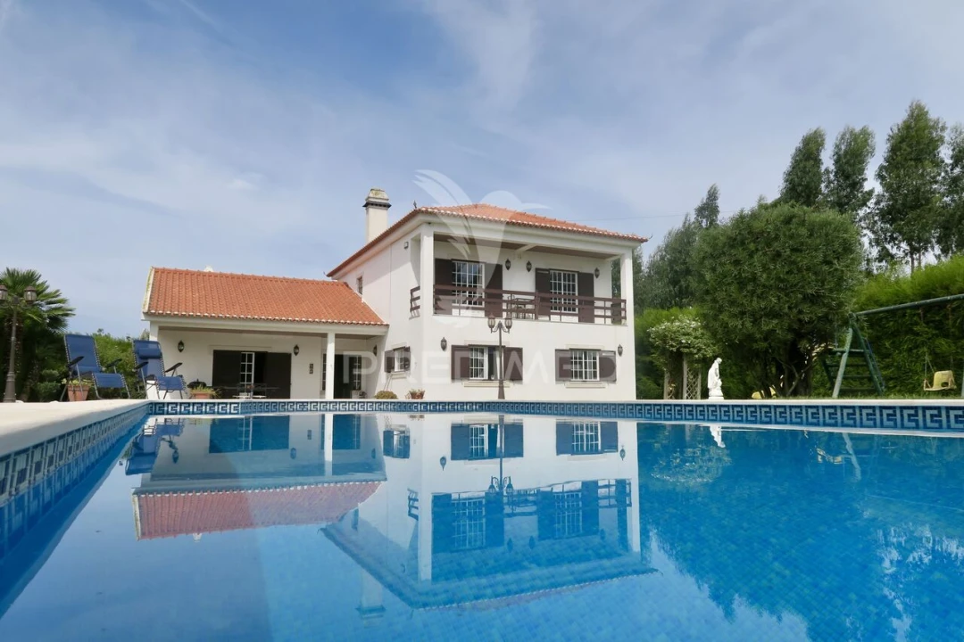 Moradia T5 para Venda em Silveira Foto 1