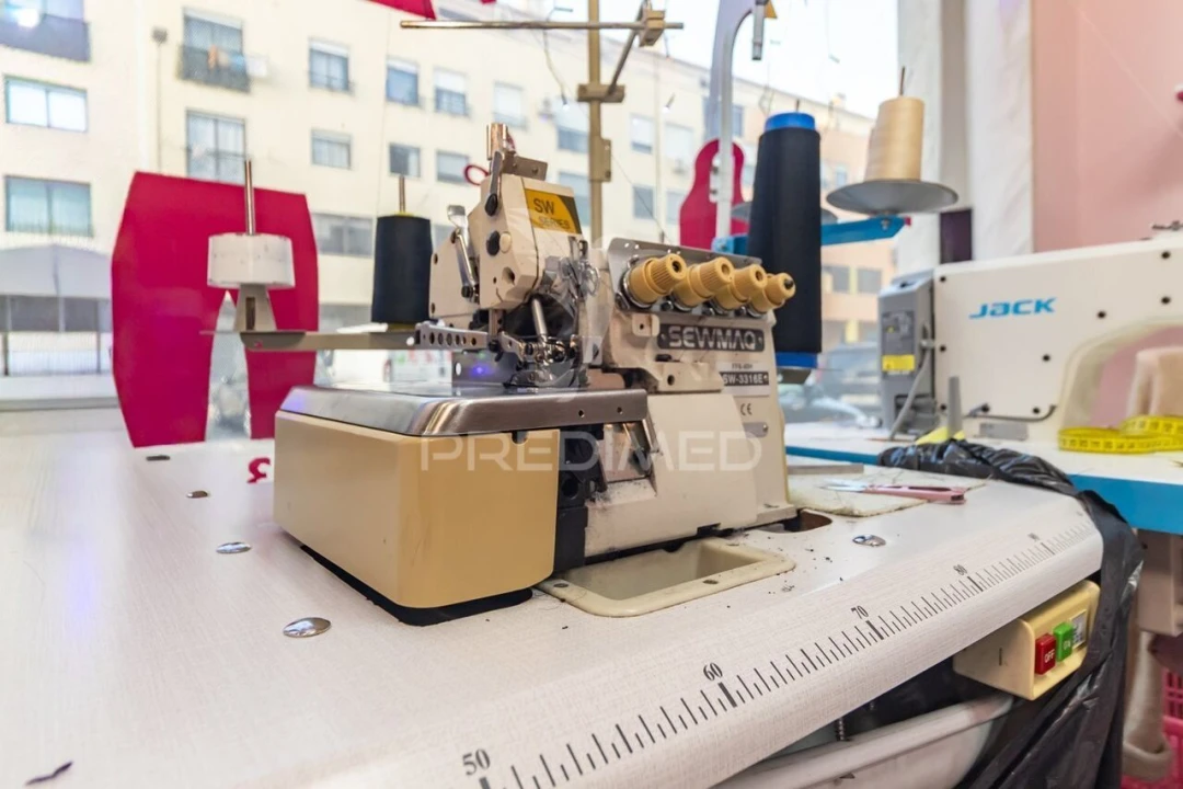 Loja para Venda em Quinta do Conde Foto 3