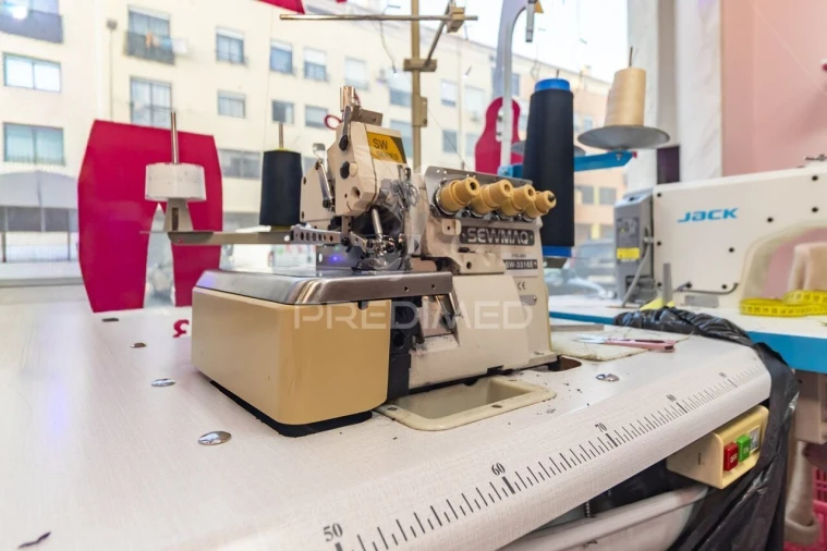 Loja para Venda em Quinta do Conde Foto 3