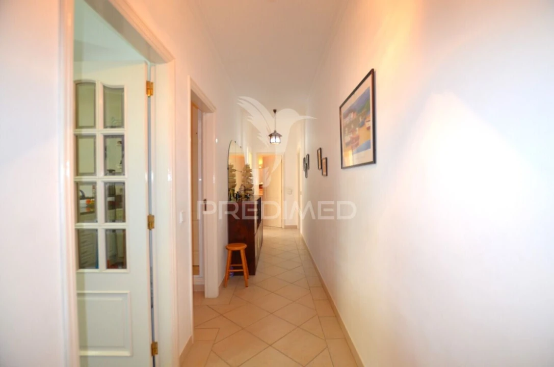 Apartamento T2 para Venda em Albufeira e Olhos de Água Foto 1