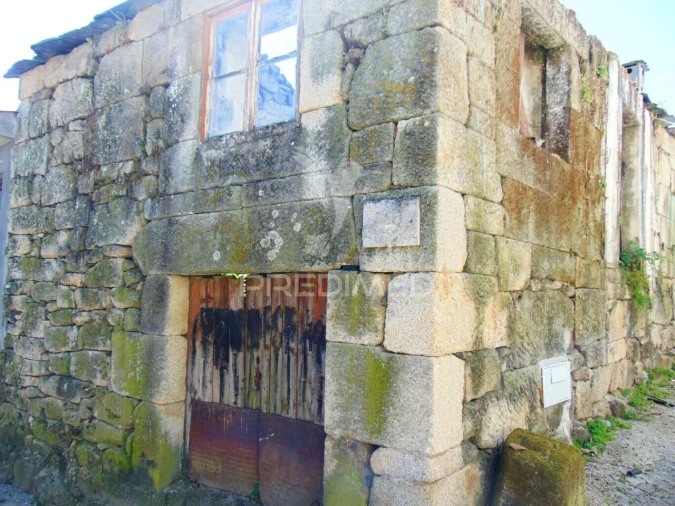 Moradia T2 para Venda em Torgueda Foto 6