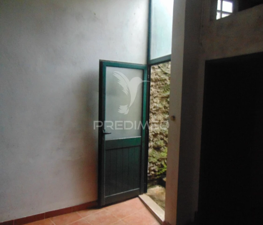 Moradia T3 para Venda em Abaças Foto 14