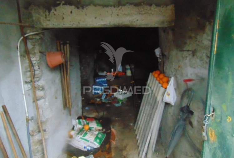 Moradia T3 para Venda em Abaças Foto 12