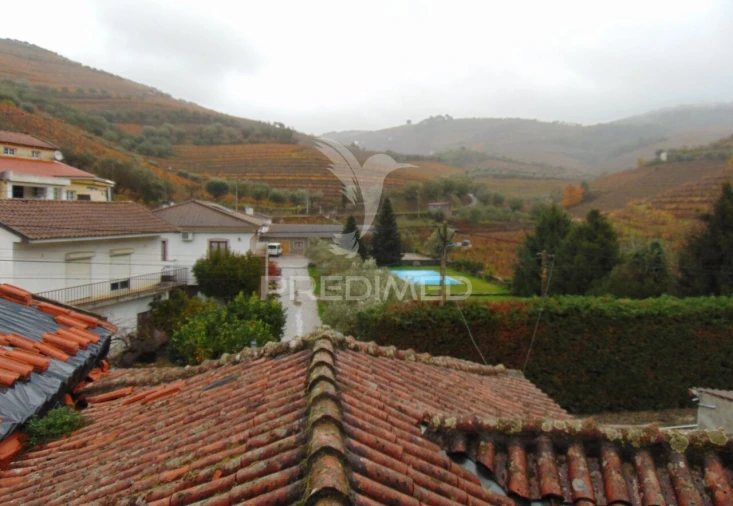 Moradia T3 para Venda em Abaças Foto 16