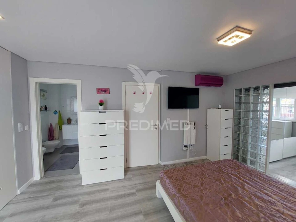 Moradia T4 para Venda em Quinta do Conde Foto 18