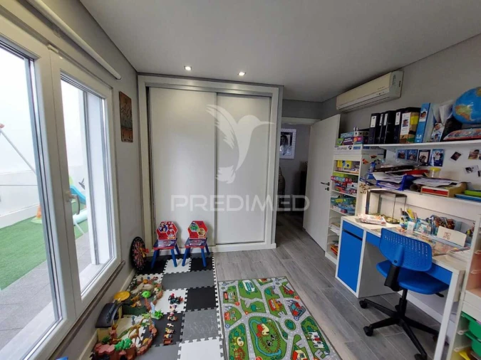 Moradia T4 para Venda em Quinta do Conde Foto 16