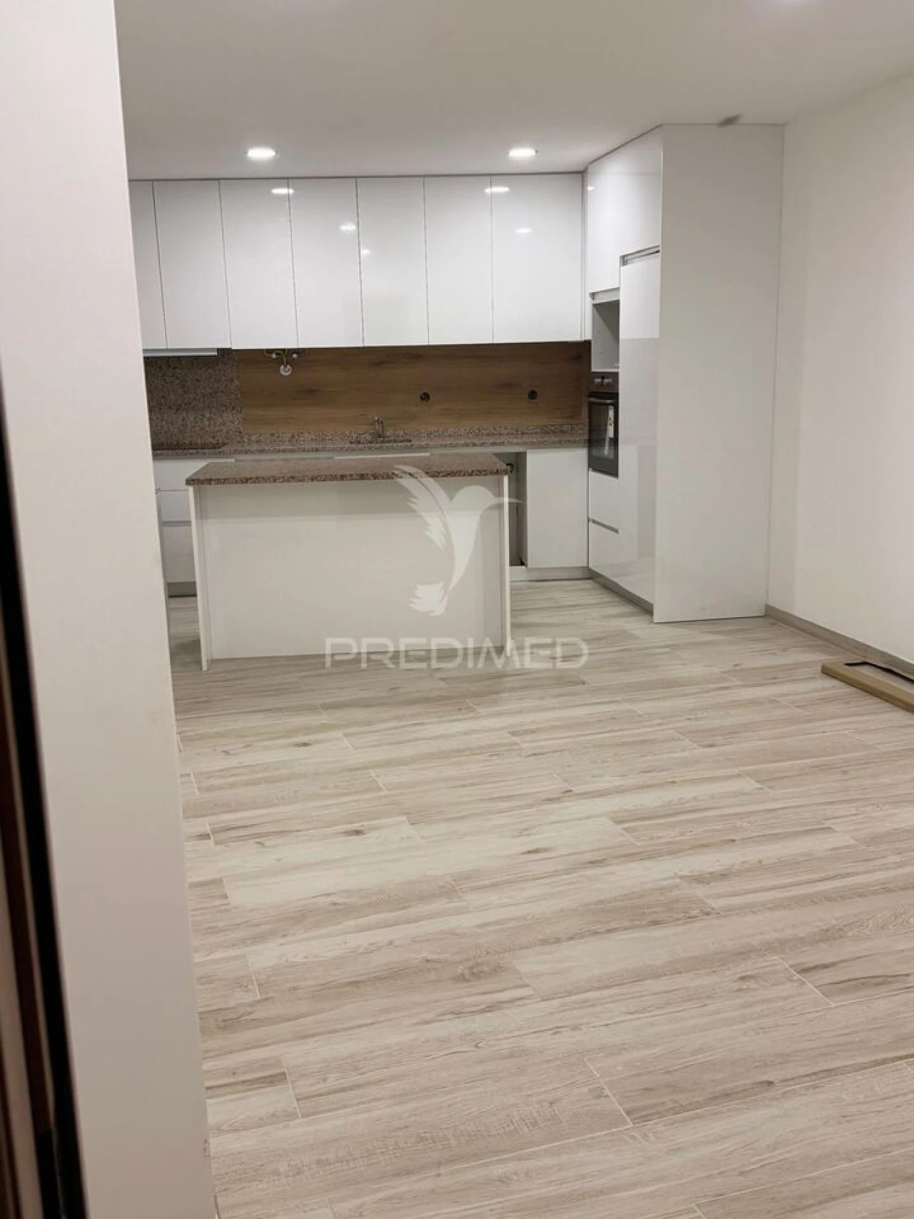 Moradia T3 para Venda em Vilarinho dos Freires Foto 5