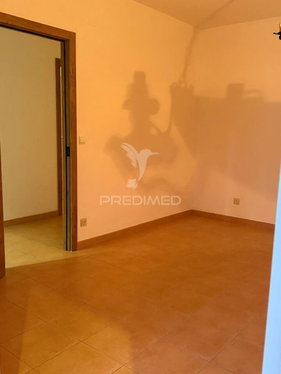 Moradia T3 para Venda em Vilarinho dos Freires Foto 27