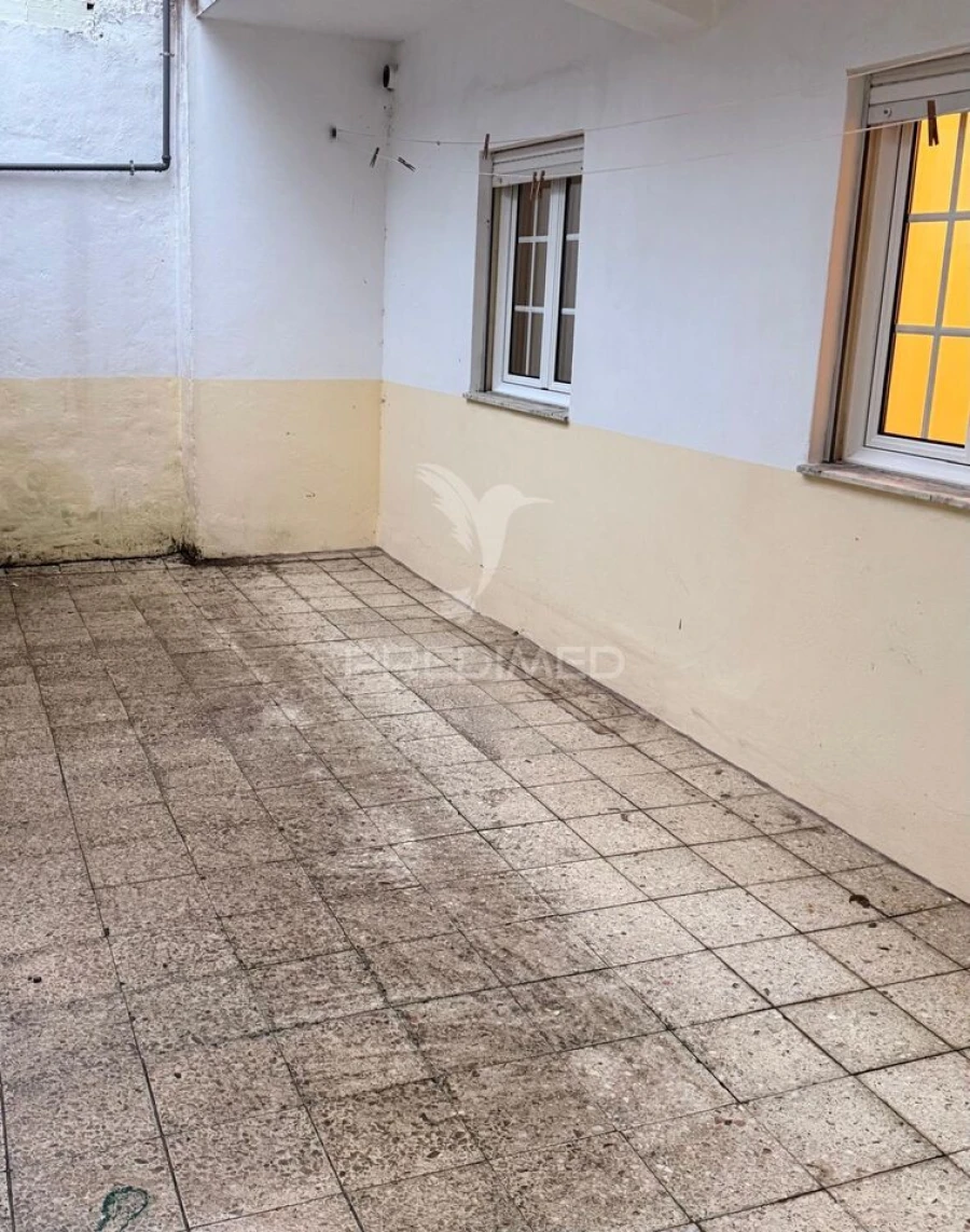 Moradia T3 para Venda em Vilarinho dos Freires Foto 21