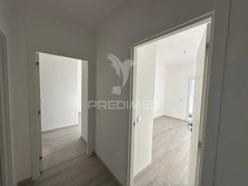 Apartamento T3 para Venda em Marvila, Ribeira Santarém, São Salvador, São Nicolau