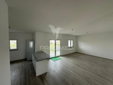 Apartamento T3 para Venda em Marvila, Ribeira Santarém, São Salvador, São Nicolau