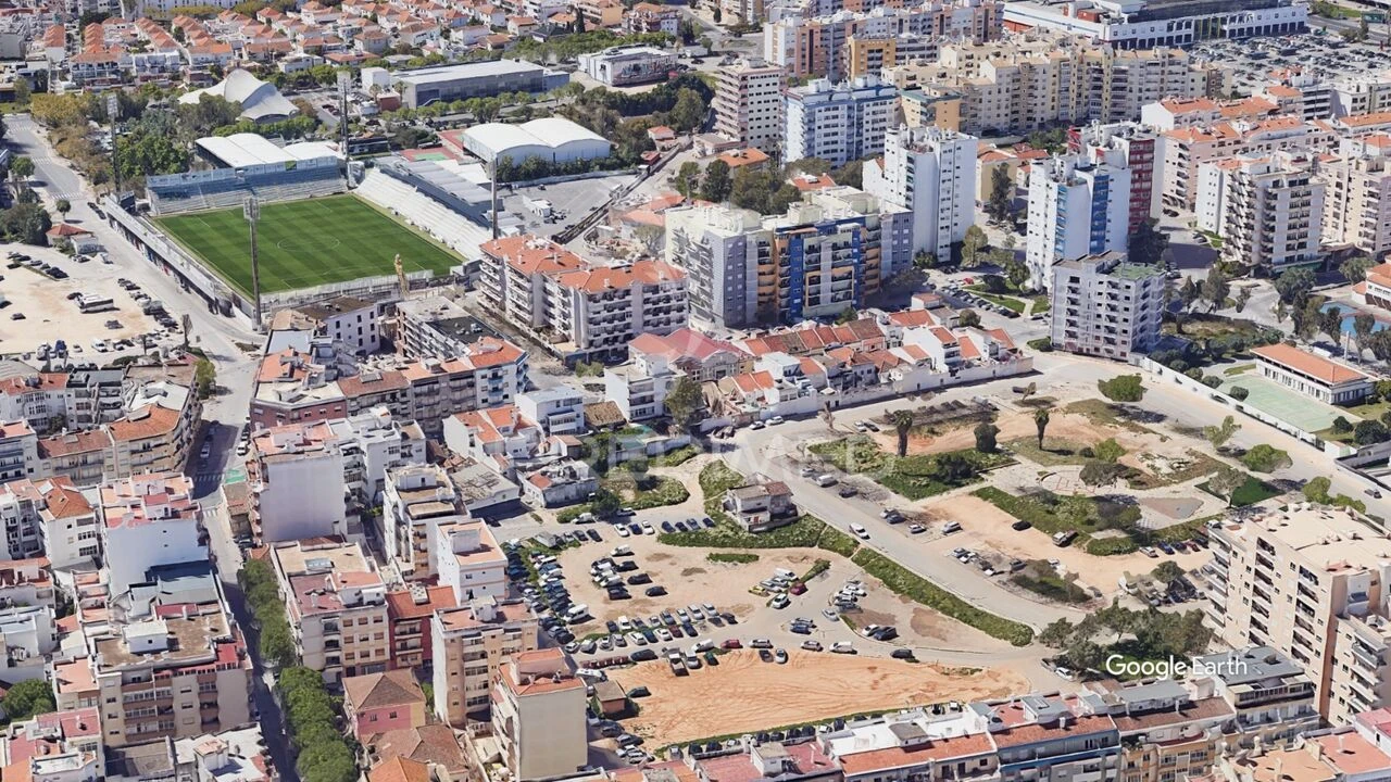 Apartamento T3 para Venda em Portimão Foto 11