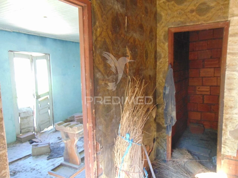 Moradia T4 para Venda em Abaças Foto 22