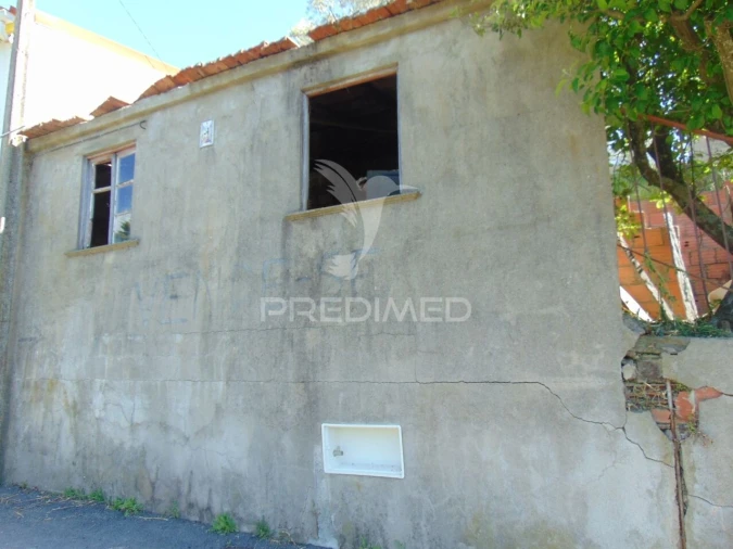 Moradia T4 para Venda em Abaças Foto 2