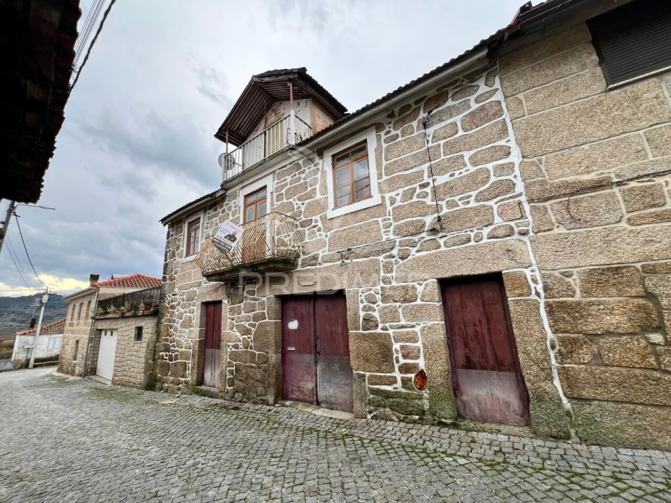 Moradia T5 para Venda em Pombal Foto 1